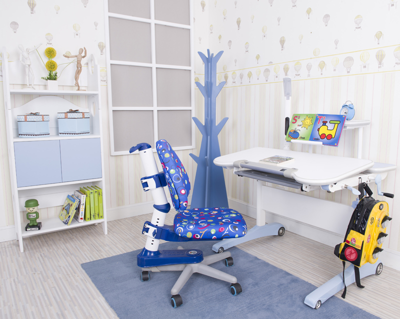 芭乐视频色版APPDRZ-110602儿童芭乐视频黄片配DRY-302椅子